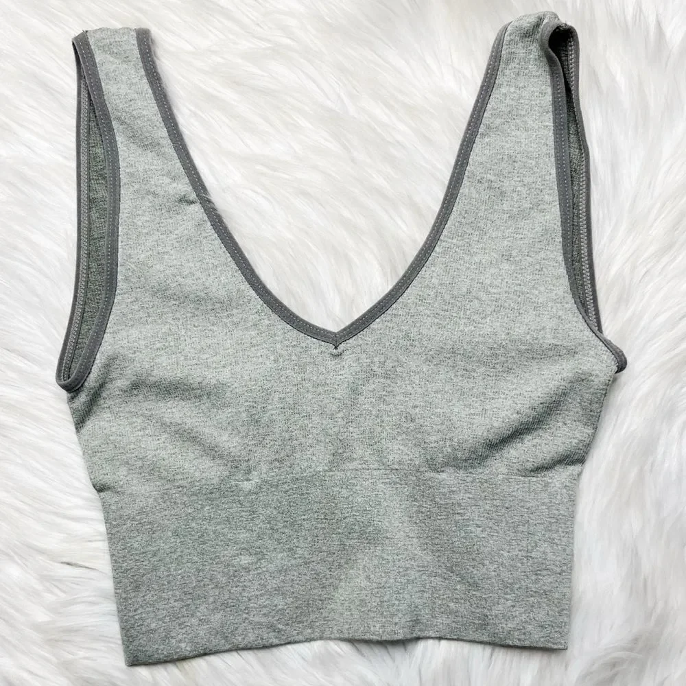 Grey Stretchy V Neck Athletic Sports Bra Grey Size Small